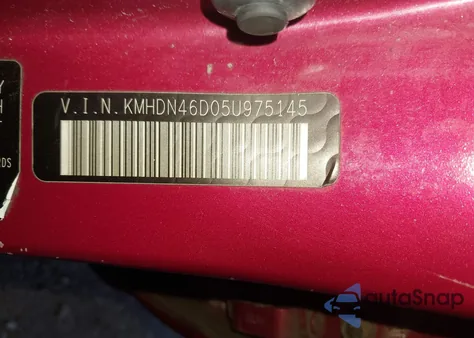 2005 Hyundai Elantra Gls/Gt from USA, damaged, VIN KMHDN46D05U975145